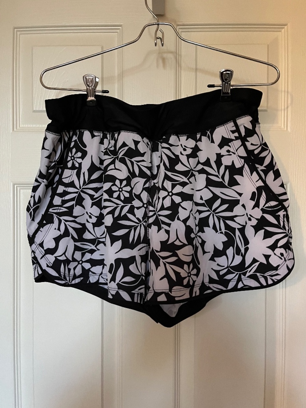 Lands End Board Shorts Size 12 EUC